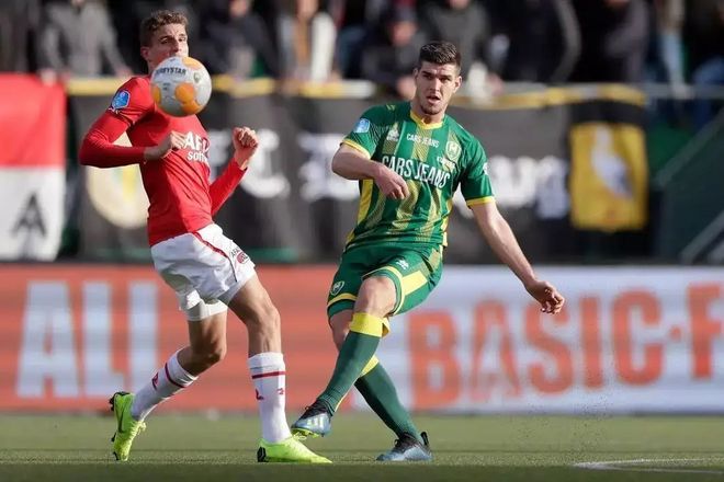 体育2022年11月26日《体育新闻》完整版