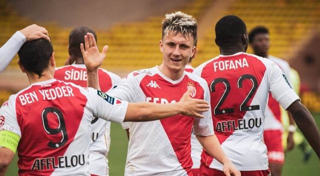 2000万欧定额加盟,奥斯卡松与萨迪克并列皇家社会队史标王