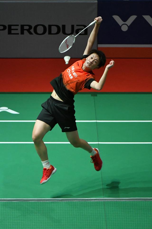 还在更衣室 还在更衣室